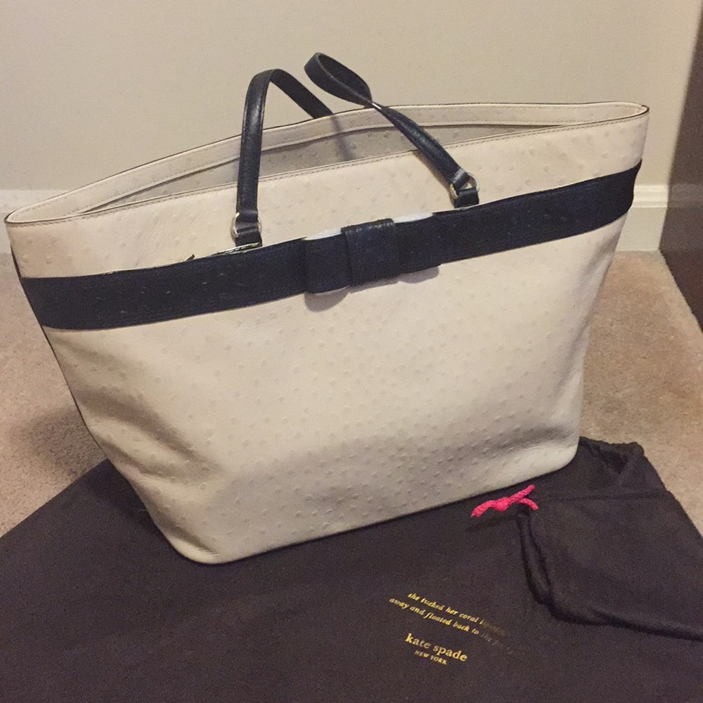 🎀 Kate Spade Harmony Tote🎀